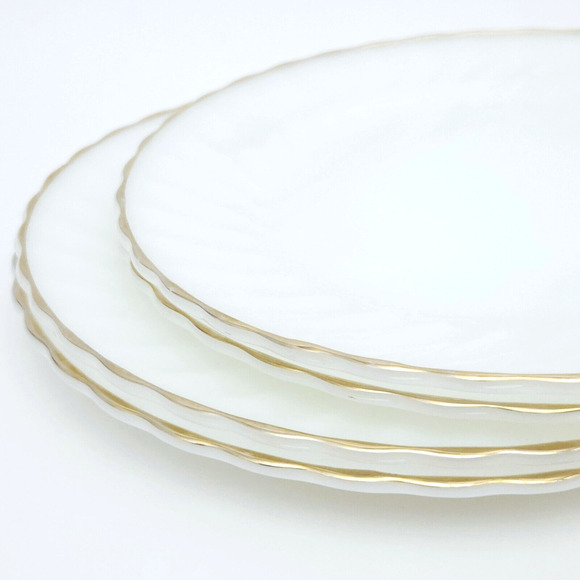 Anchor Hocking Fire King Dinner Plate Milk Glass Gold Rim 10" Replacement MCM 4 - Picture 5 of 8
